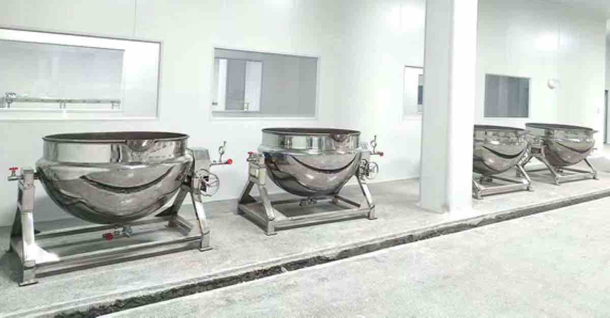 HUIYILAI cooking kettle line in a customer facility